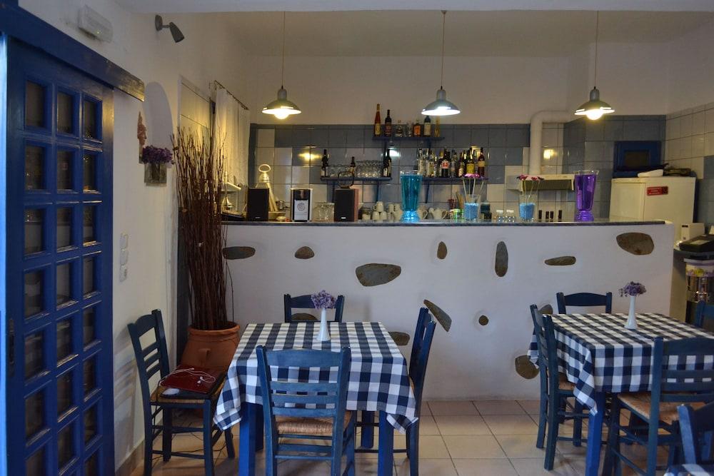 Dilion Hotel Páros Extérieur photo